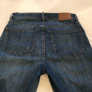 Madewell Cali-Denim Boot Jeans size 26 frayed hem